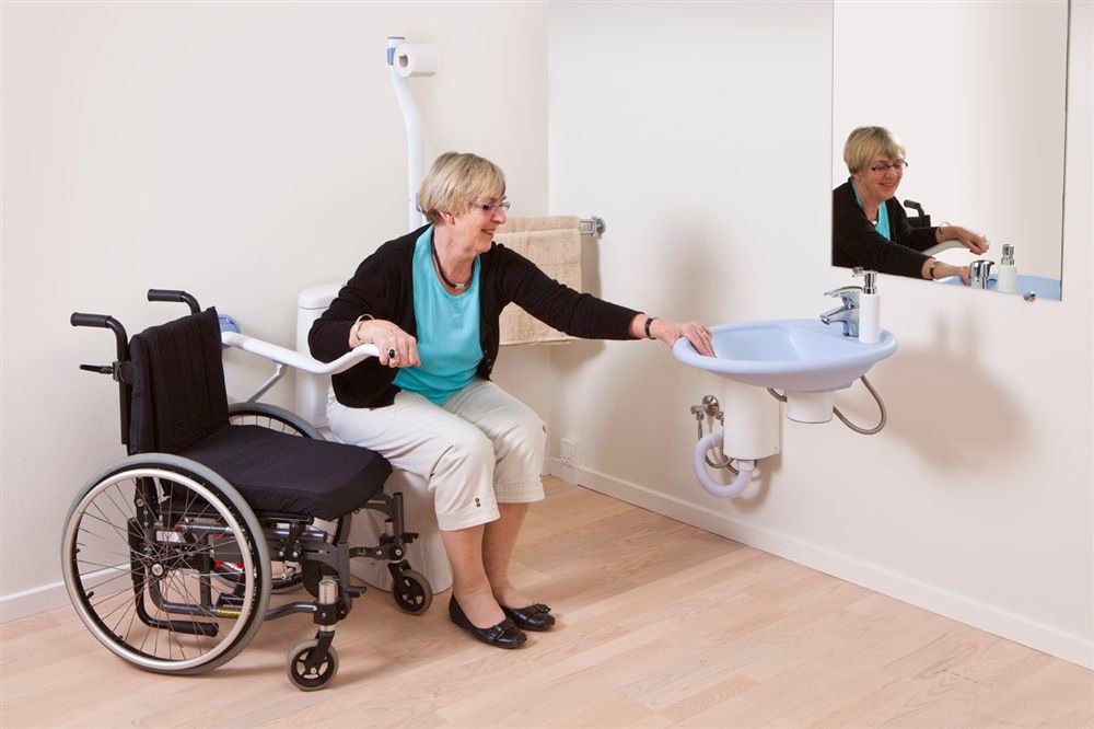 A Guide to Choosing ADA Bathroom Sinks for Commercial Properties