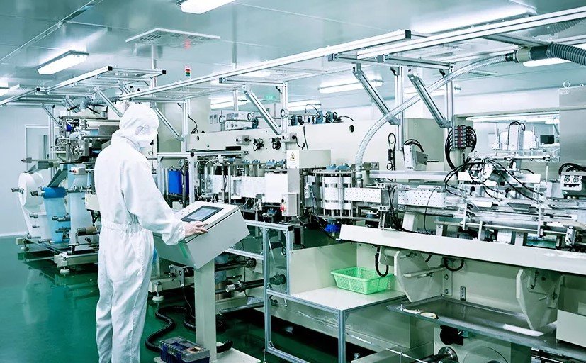 What Is the MOQ When Working With a Face Mask Manufacturer?