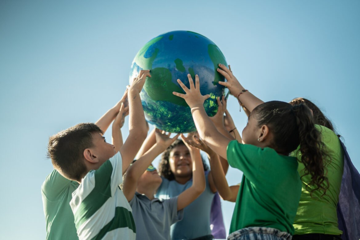 How to Start Worldschooling: Planning, Learning, and Traveling Together